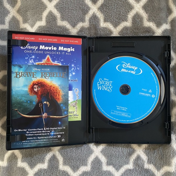 Secret of The Fairy Wings 2 disc combo pack - Picture 5 of 7